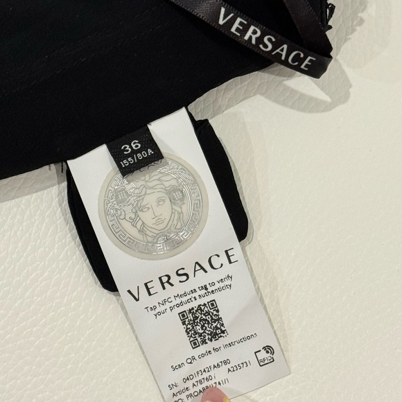 Versace Multicolor (red,blue,black) Floral Silk Lace Trimmed Bralette - Picture 4 of 6